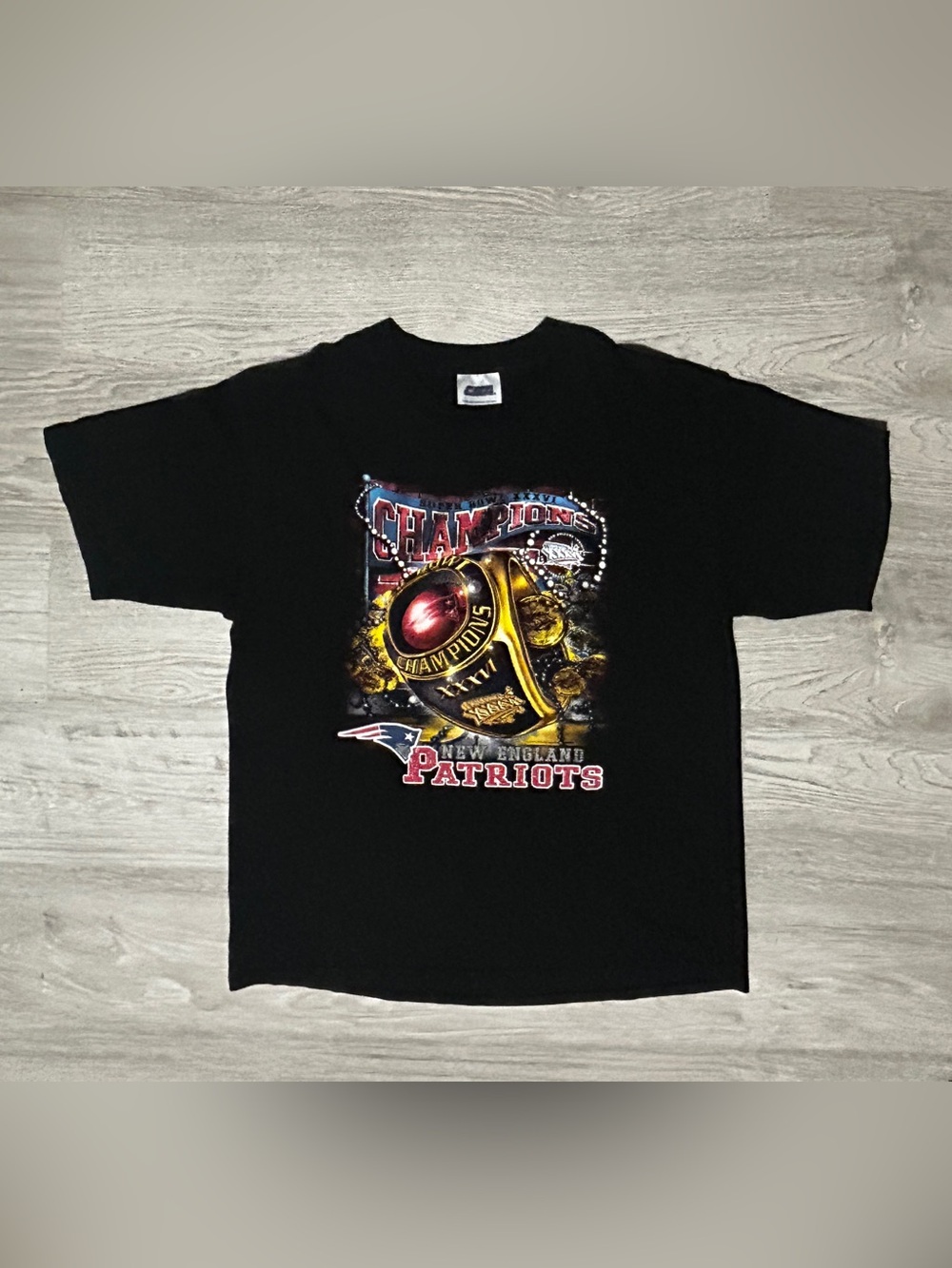 2002 New England Patriots NFL Champions Men’s Vintage Graphic T-Shirt